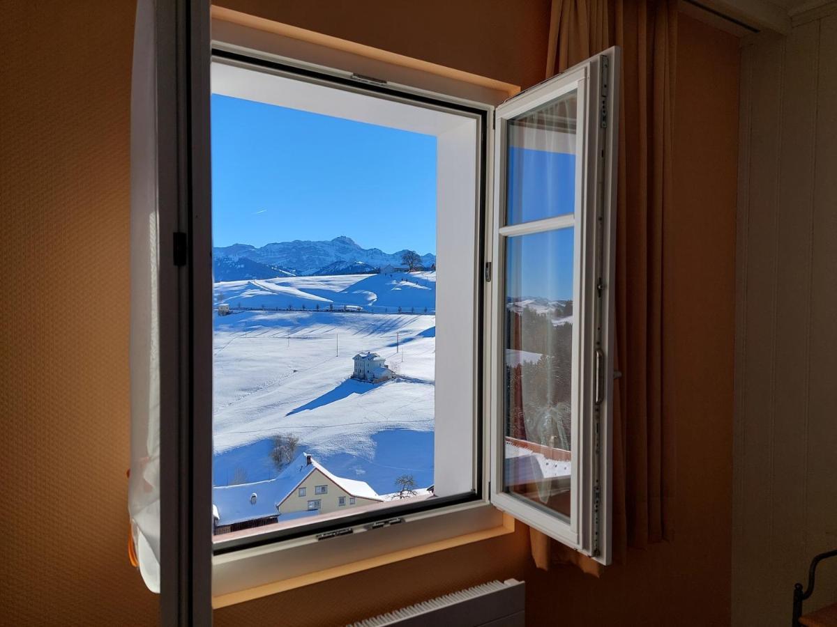 B&B Gaestehaus Roessli Schwellbrunn Экстерьер фото